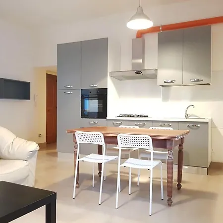 Luccy - Appartamento 4/6 Posti A 600 Mt Dal Centro Lejlighed Fondi